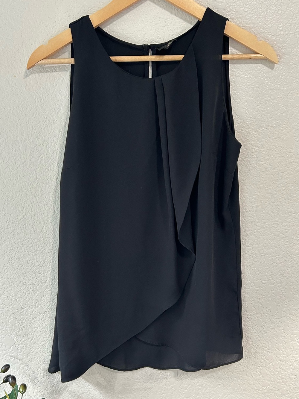 Worthington Black Sleeveless Draped Front Camisole